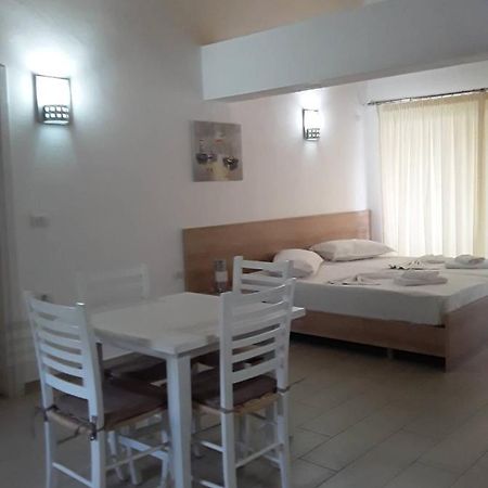 Caldera Vista Apartaments Saranda Kültér fotó